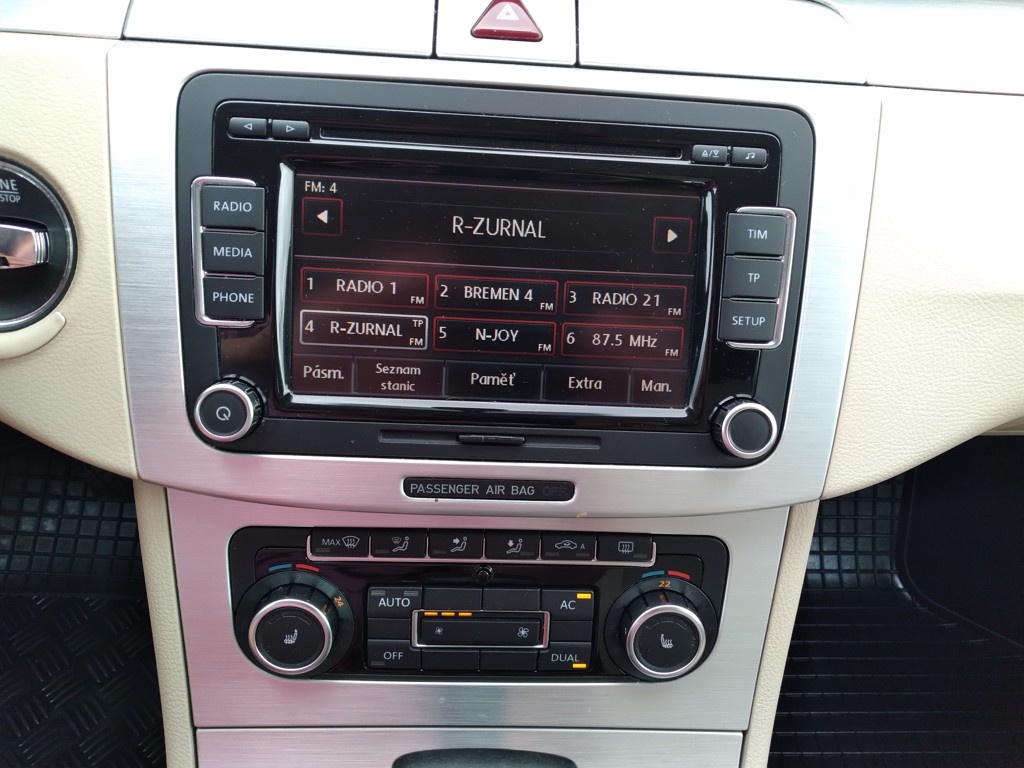 VOLKSWAGEN PASSAT CC 2.0 TDI DSG ČR - 12