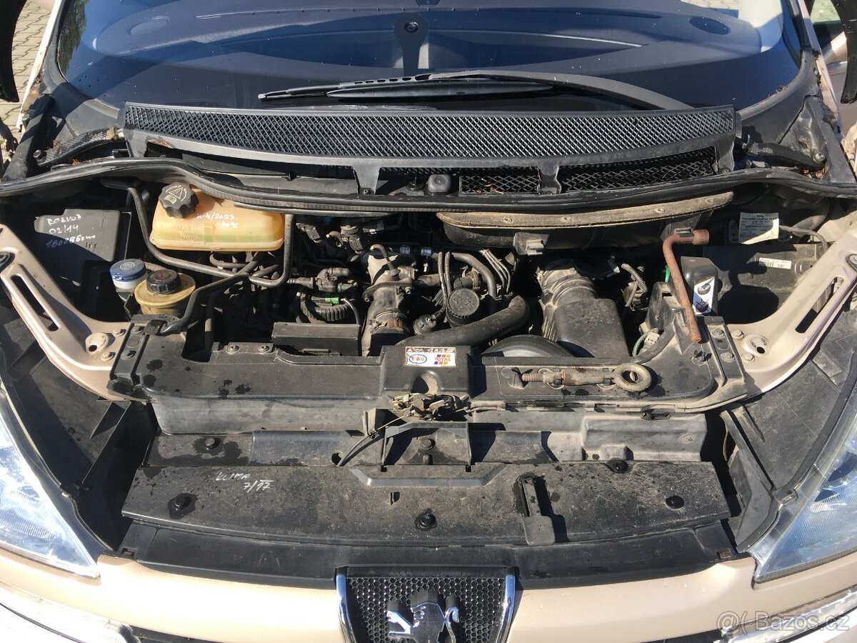 Peugeot 807; 2,2l; 94kW - 12
