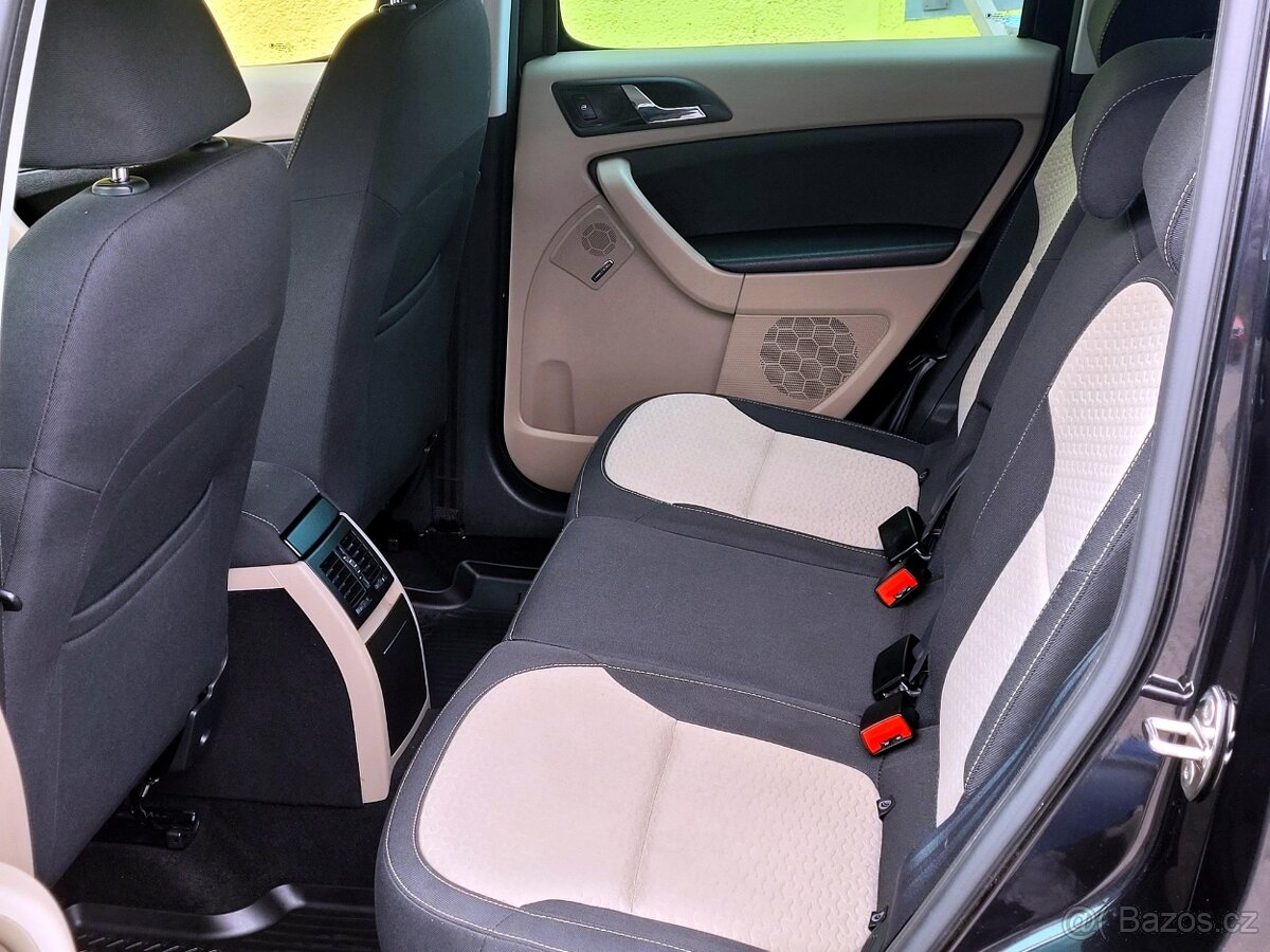 Škoda Yeti, 1,8 TSI Experience 4x4 ROZVODY - 12