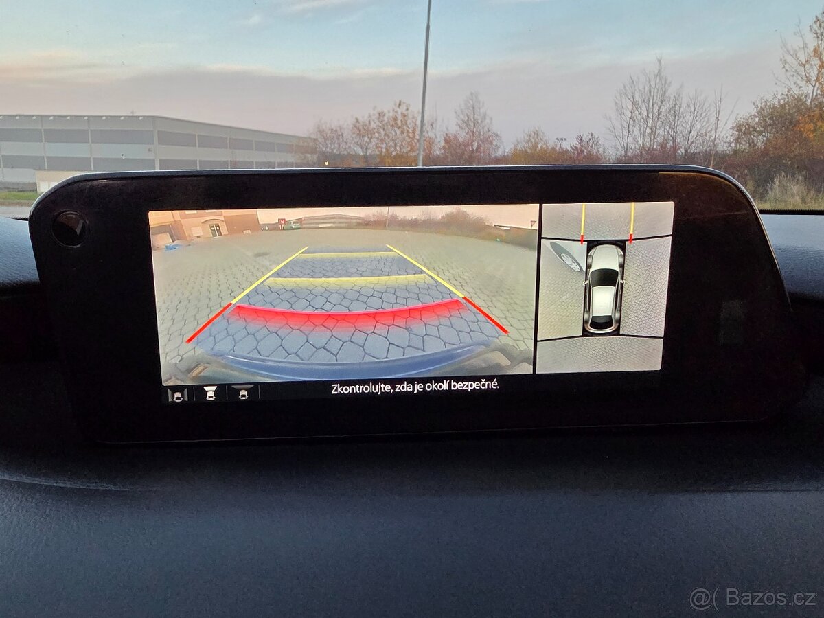 Mazda 3 BP 2019 2.0 - 12