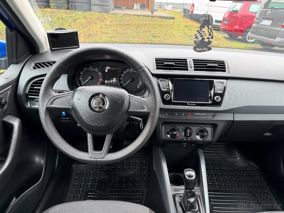 Škoda Fabia 1.0 MPI - 12