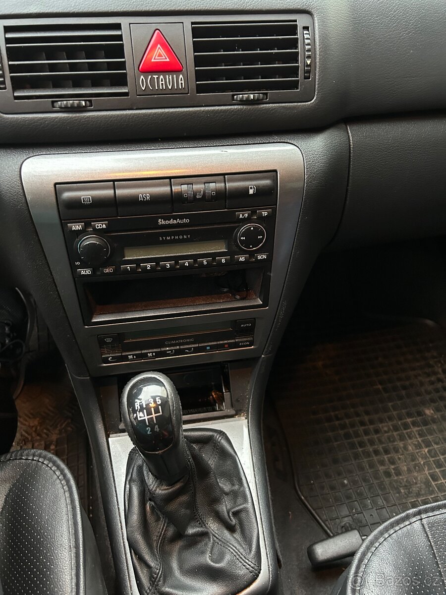 Škoda Octavia 1 - kombi benzin -LPG 1,6 - 12