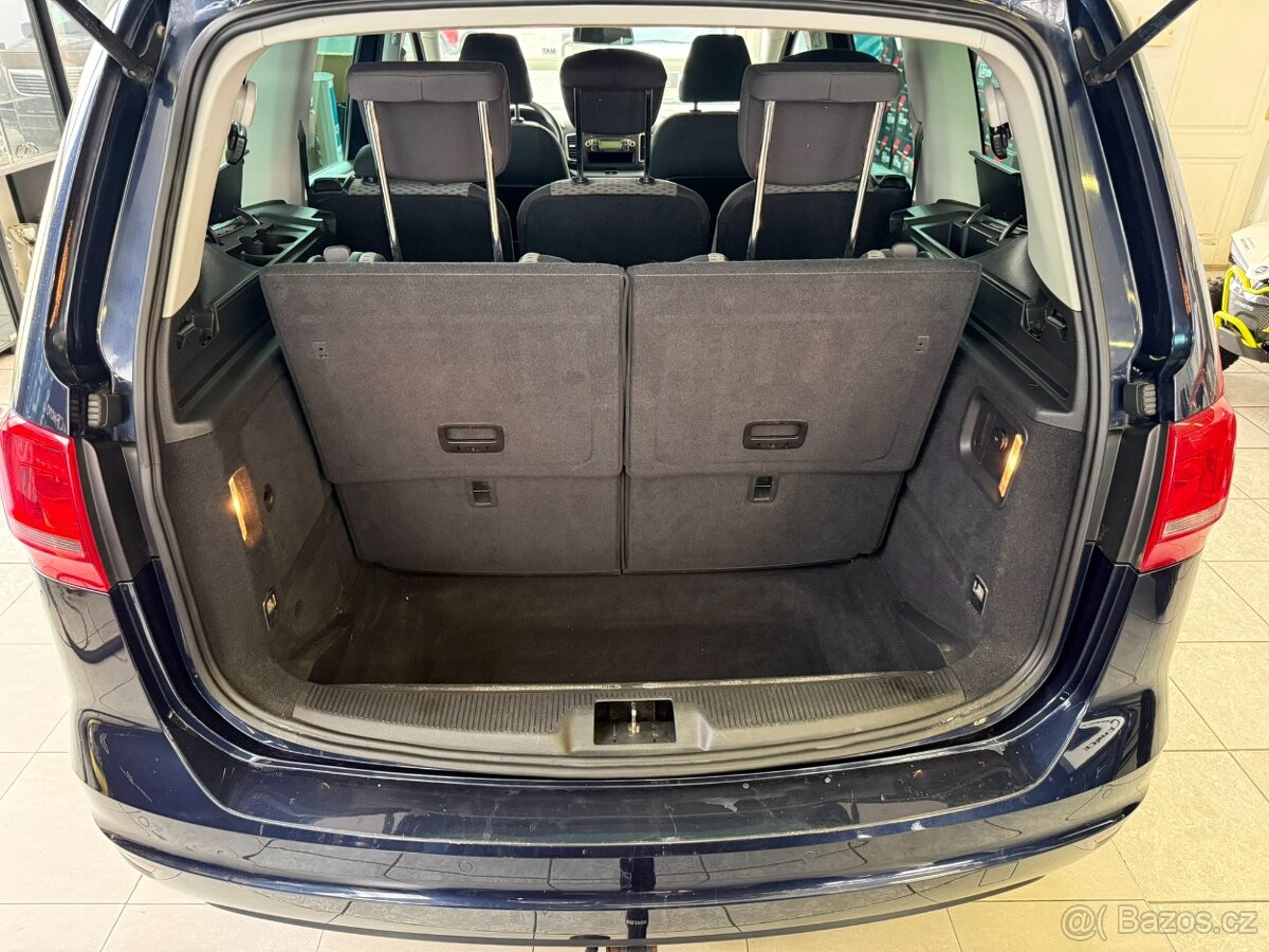 Volkswagen Sharan 2.0 TDI 103 kW 7míst, tažné - 12