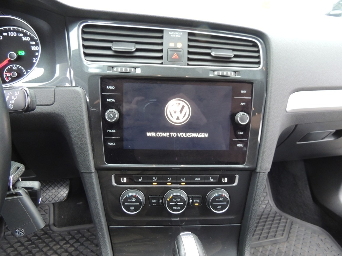 VW Golf Variant 1.6TDi,85kw,DSG,2019,2.majitel,-21%DPH - 12