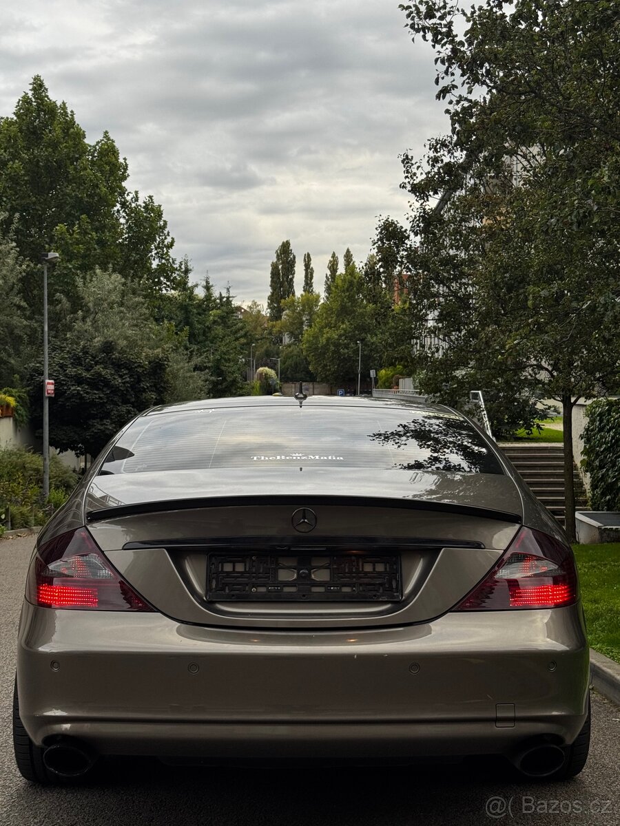 Mercedes Benz CLS 3.0 - 12