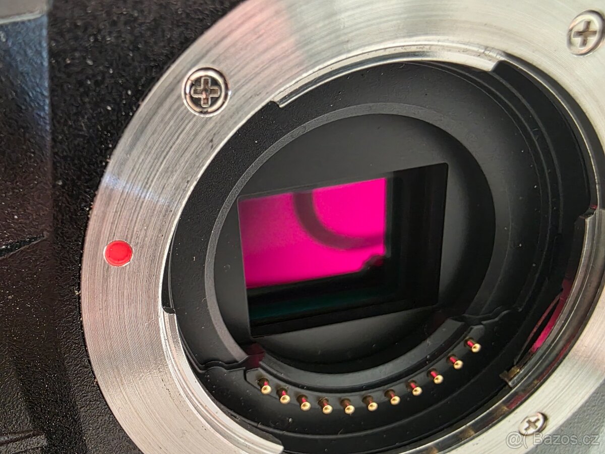 Olympus OM-D E-M1X tělo - 12