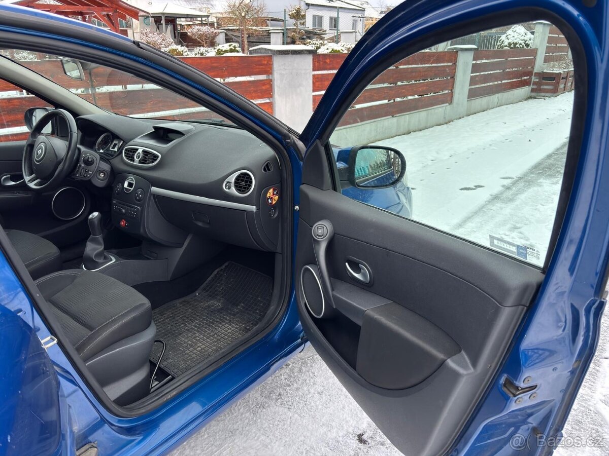 Renault Clio 1.2 - 12