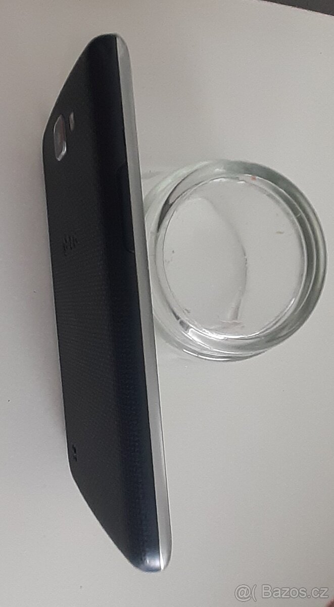 Mobilní telefon LG K4 K120E - 12