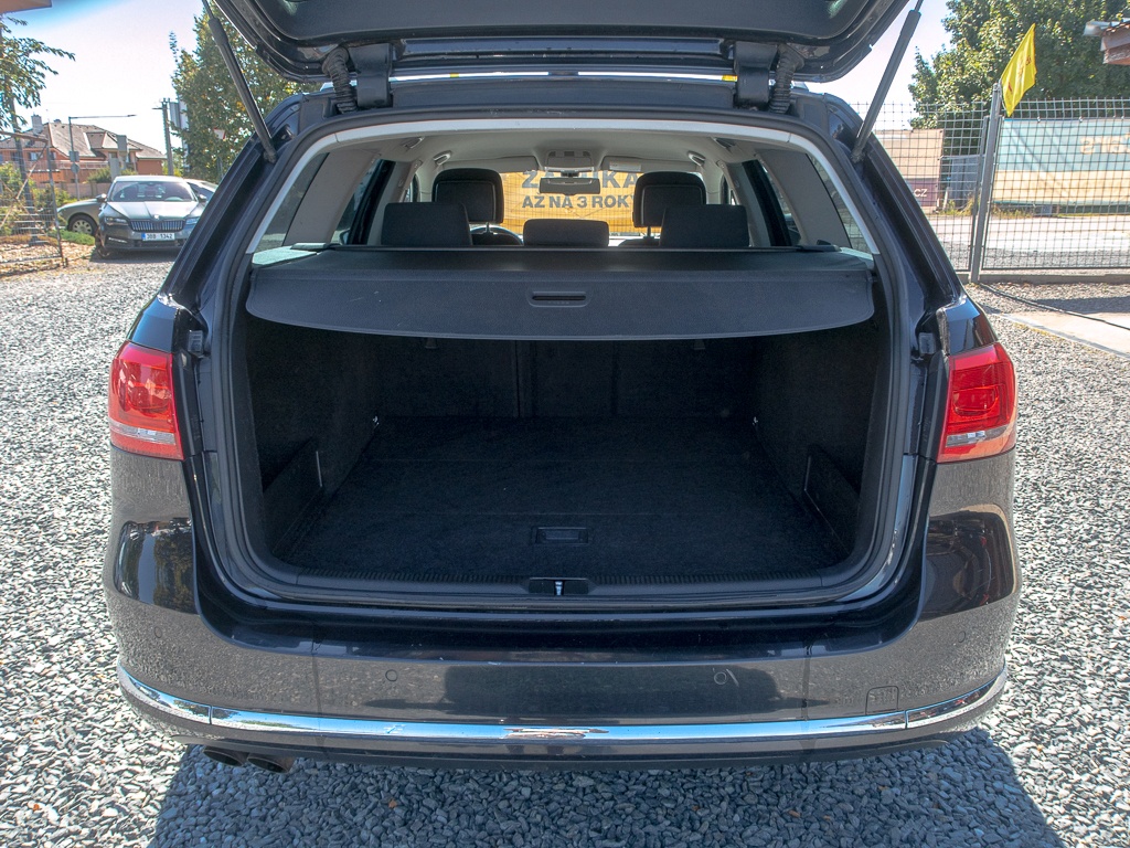 Volkswagen Passat 2.0TDI 103KW CR DSG – NAVI - 12