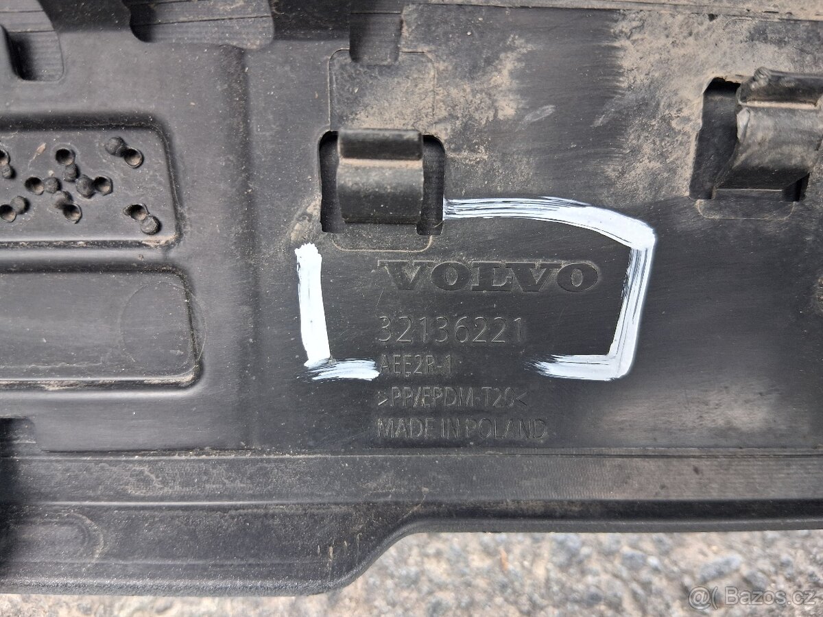 Volvo xc60 zadni naraznik - 12