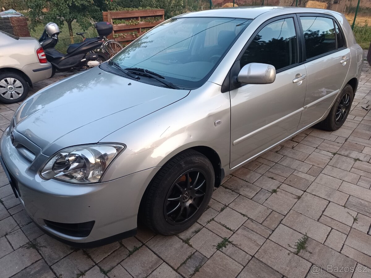 Toyota Corolla - 12
