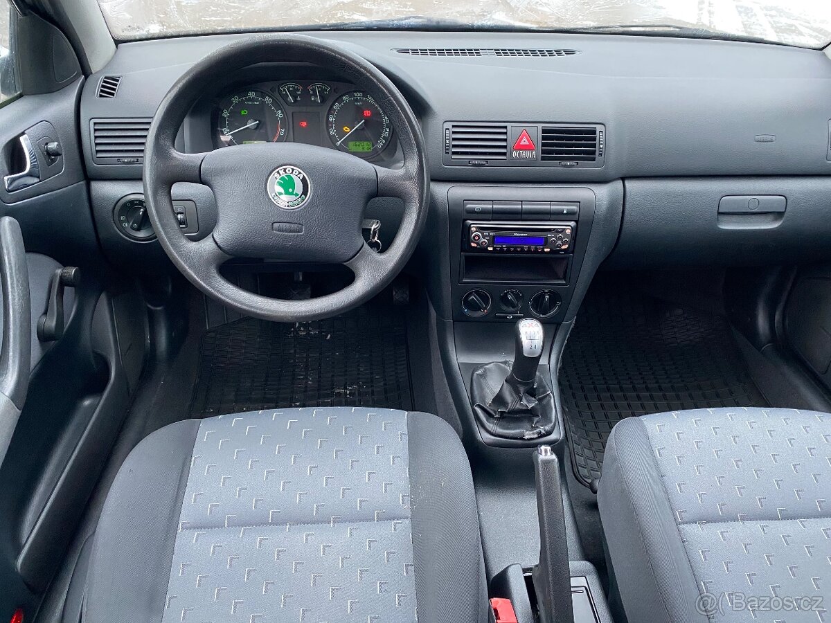 ŠKODA OCTAVIA 1 4X4 2.0 85KW 2003 COMBI - 12