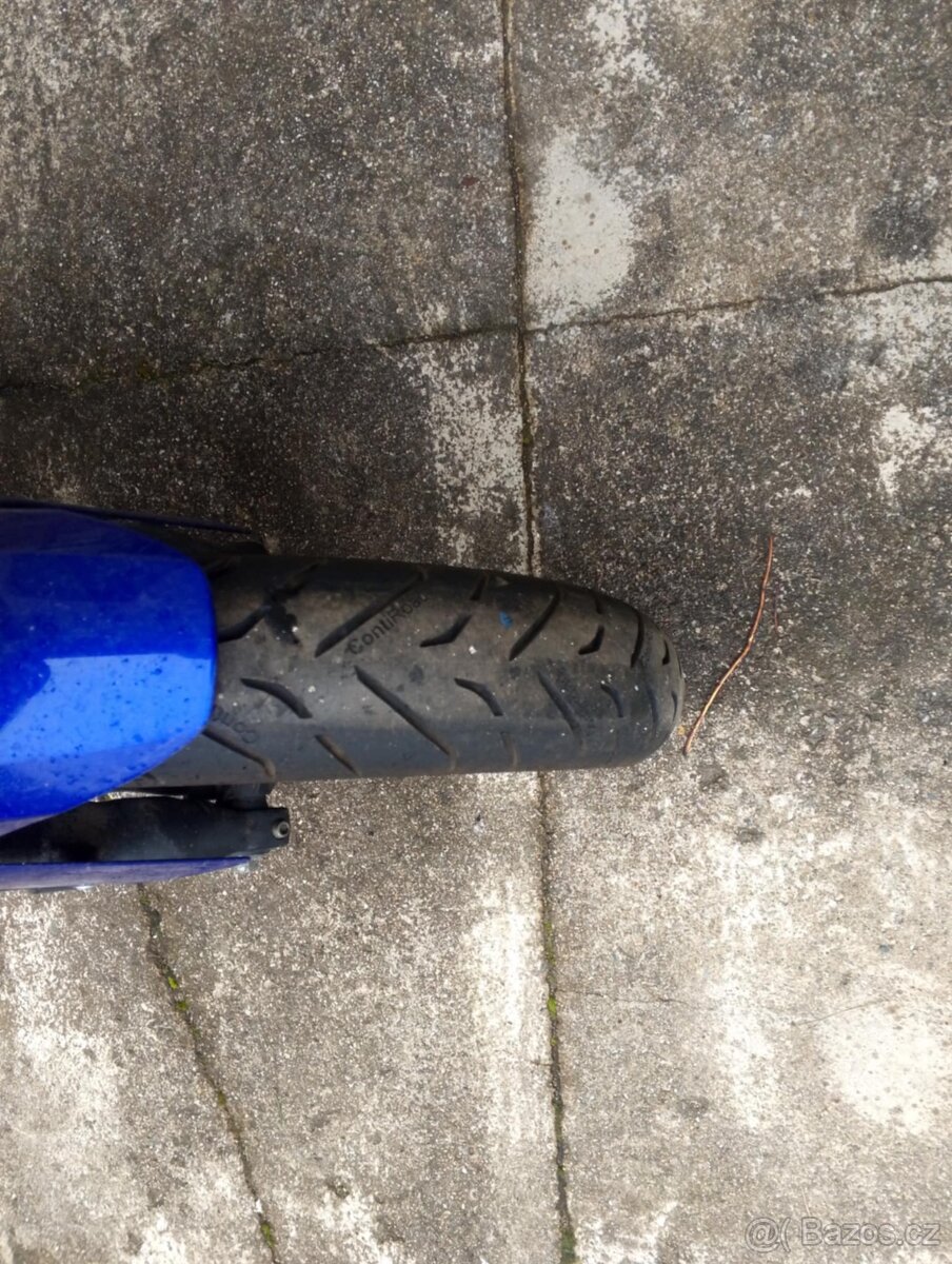 Yamaha YZF R125 - 12