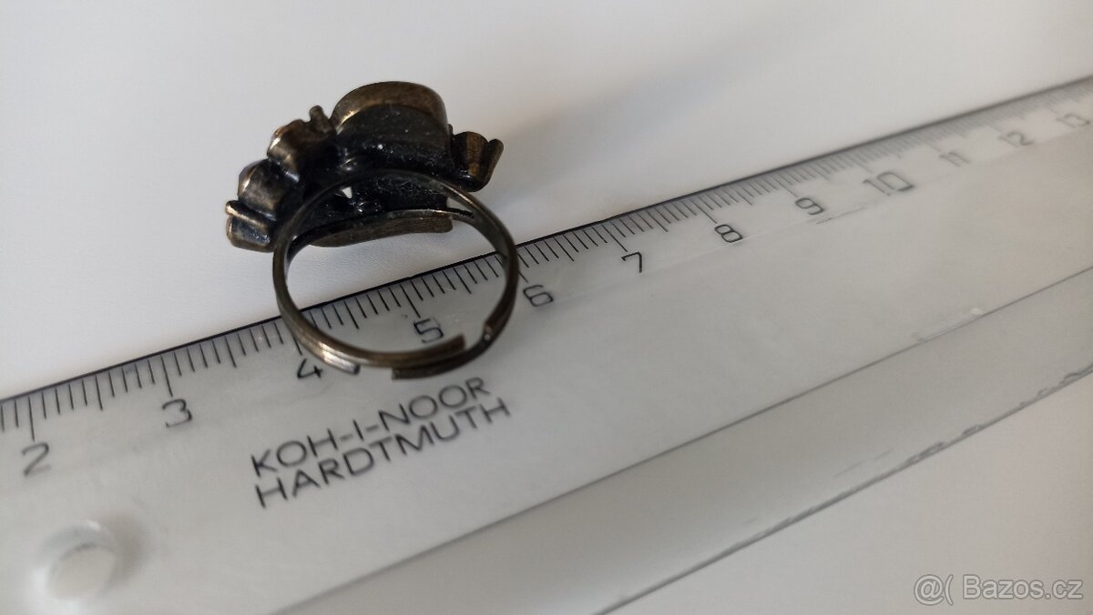 MIX šperky - náhrdelníky, dětské náramky, náušnice, prsten - 12