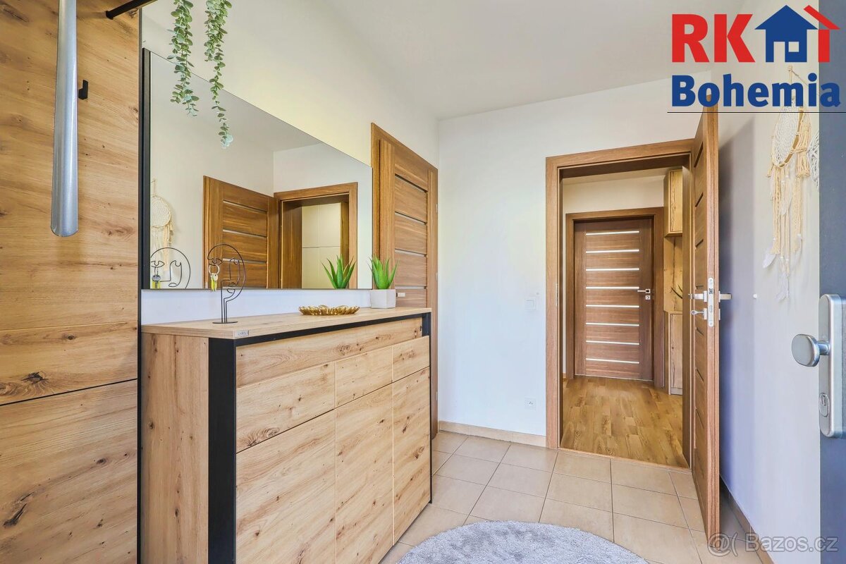 Nabízím Vám k prodeji novostavbu RD 4+1 se zahrádkou a s ven - 12