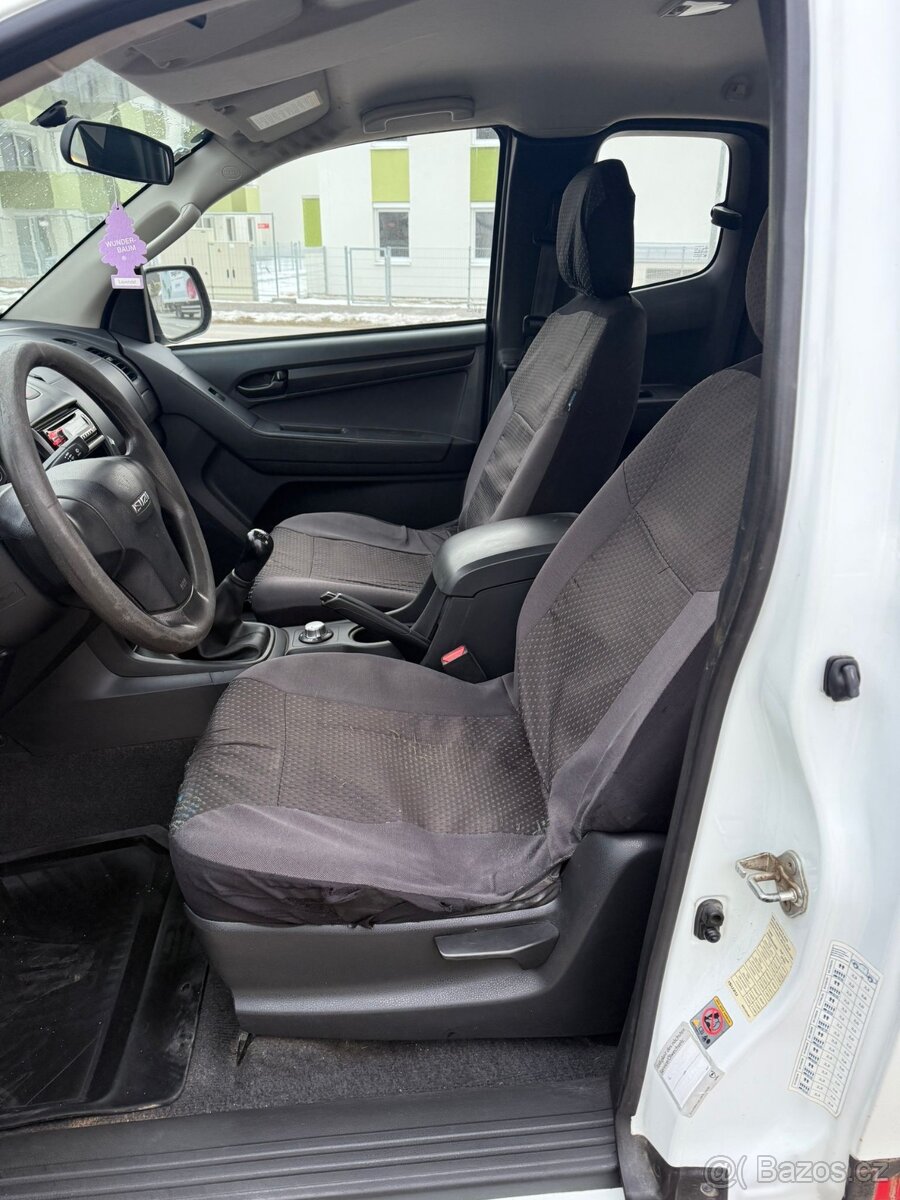 Isuzu D-max - 12