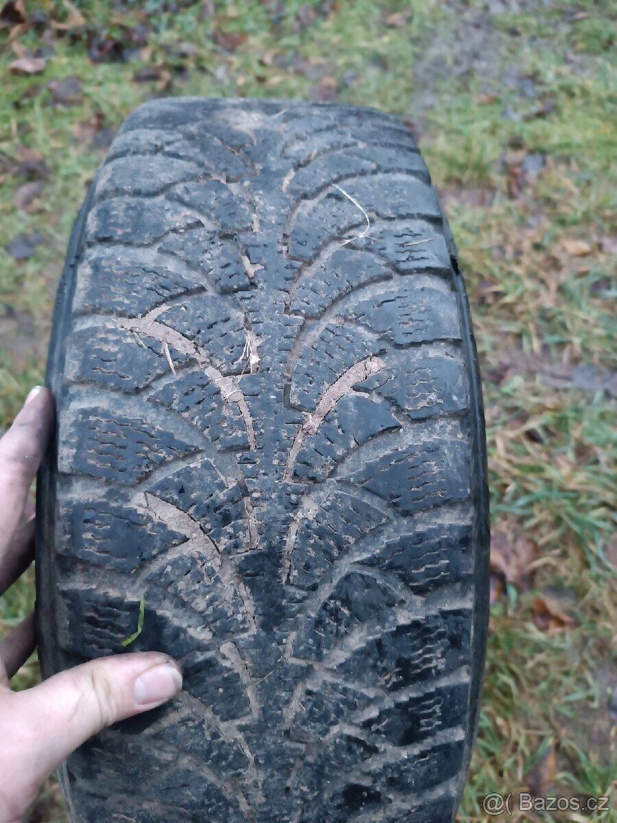 Hliníková dobová sada kol Strato 7x15" 4x100 zimní pneu - 12