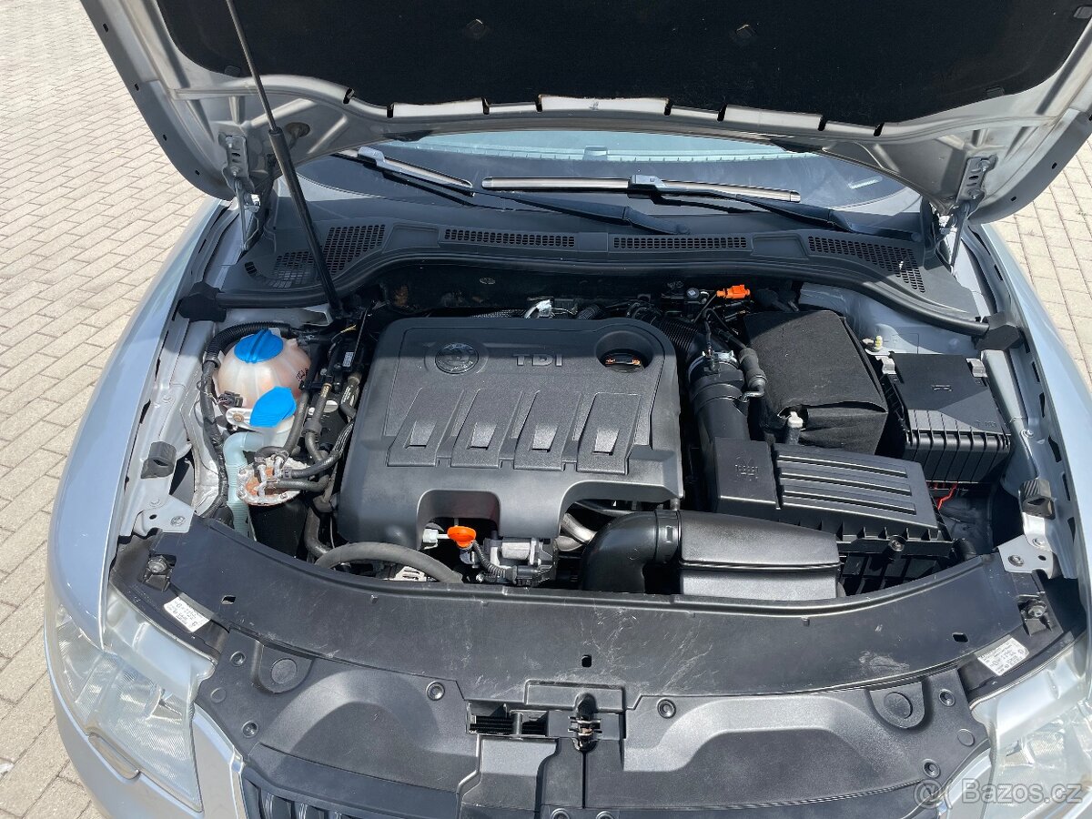 Škoda Superb 2 combi 2.0 tdi 103 Kw rv. 2013 - 12