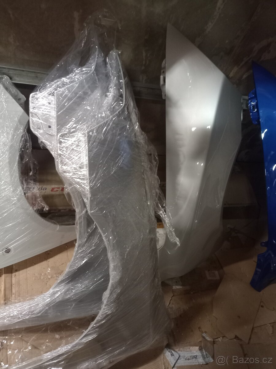 Škoda octavia fabia blatník jakákoliv barva, kus 3500,- - 12
