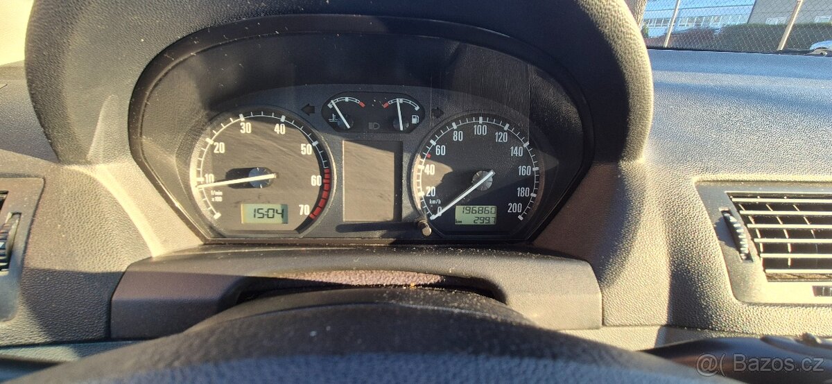 Škoda Fabia 1,4 MPI - 12