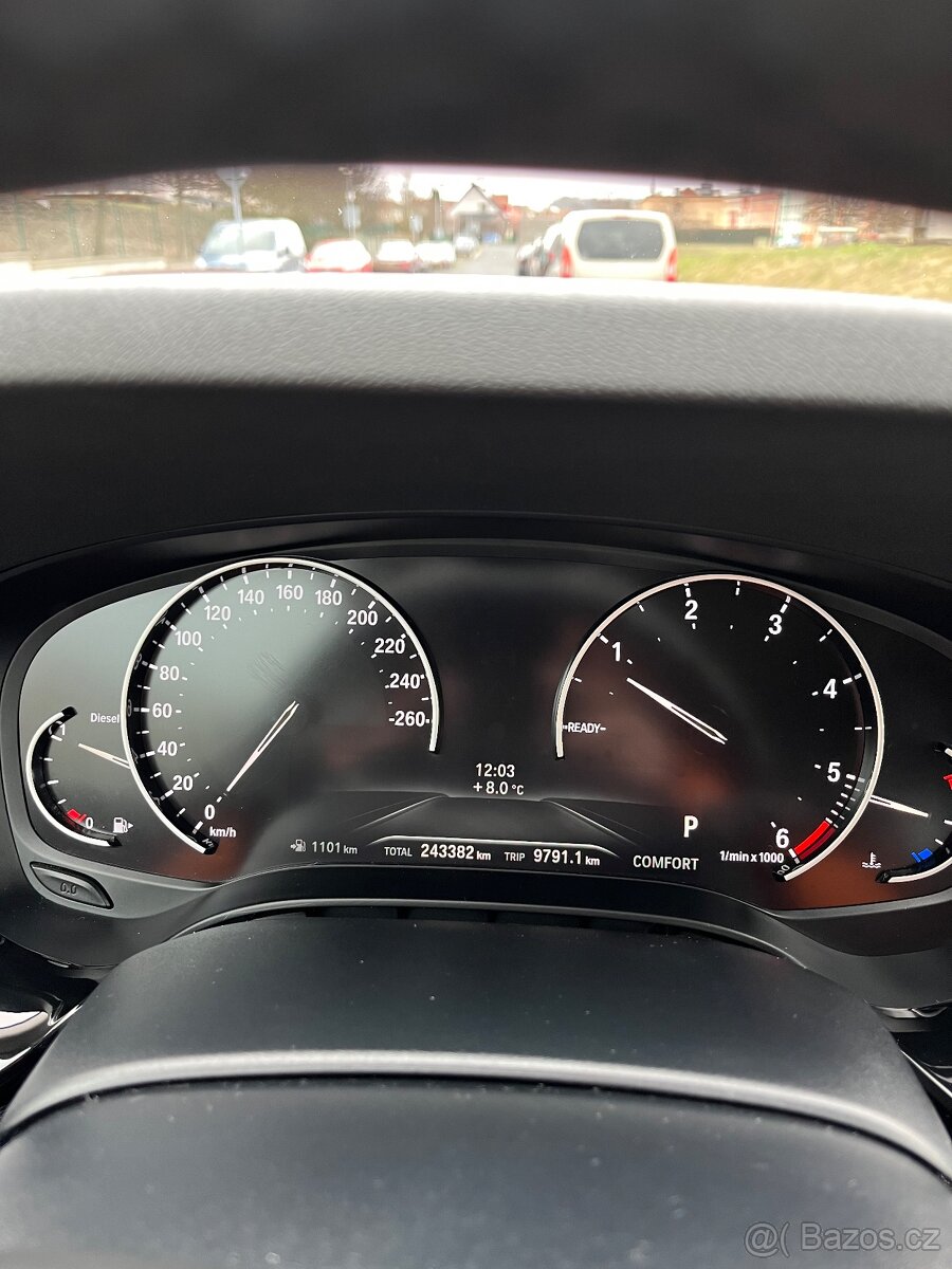 BMW G31 520d Sportline - 12