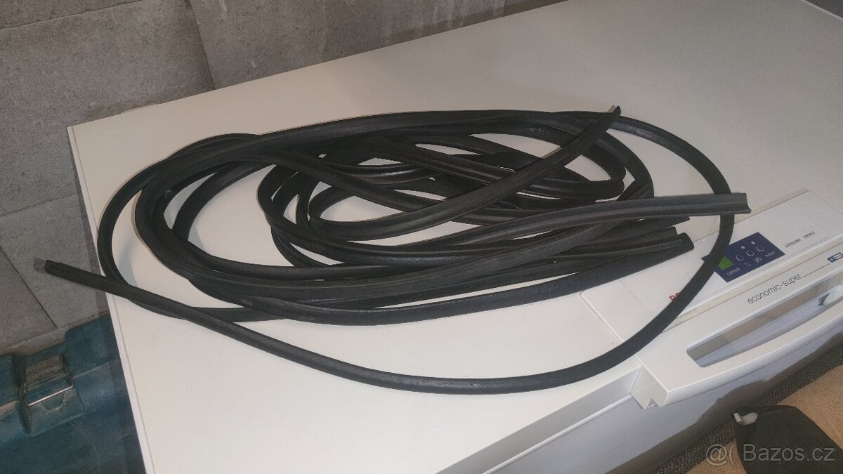 UAZ Hunter Náhradní Dillí - 12