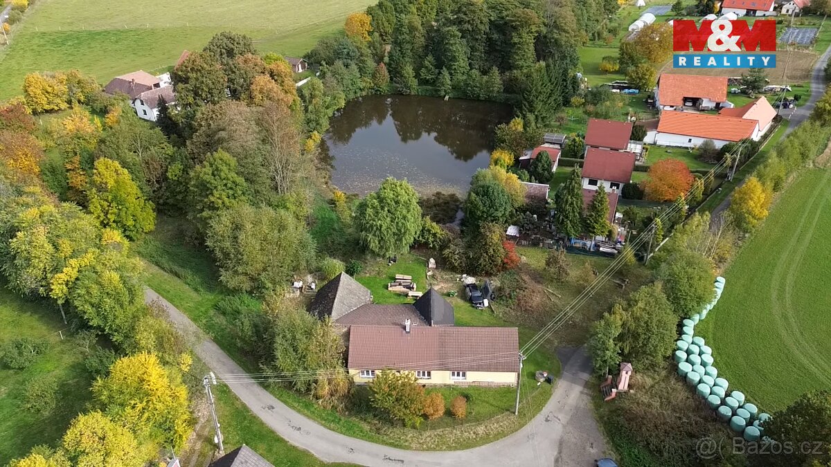 Prodej rodinného domu 4+1, 265 m², Slapsko - 12