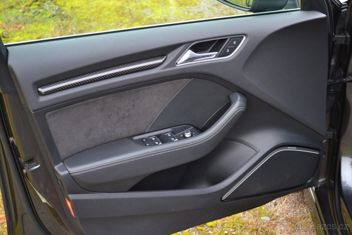 Audi RS3 Sportback 2.5 TFSI Quattro - 12