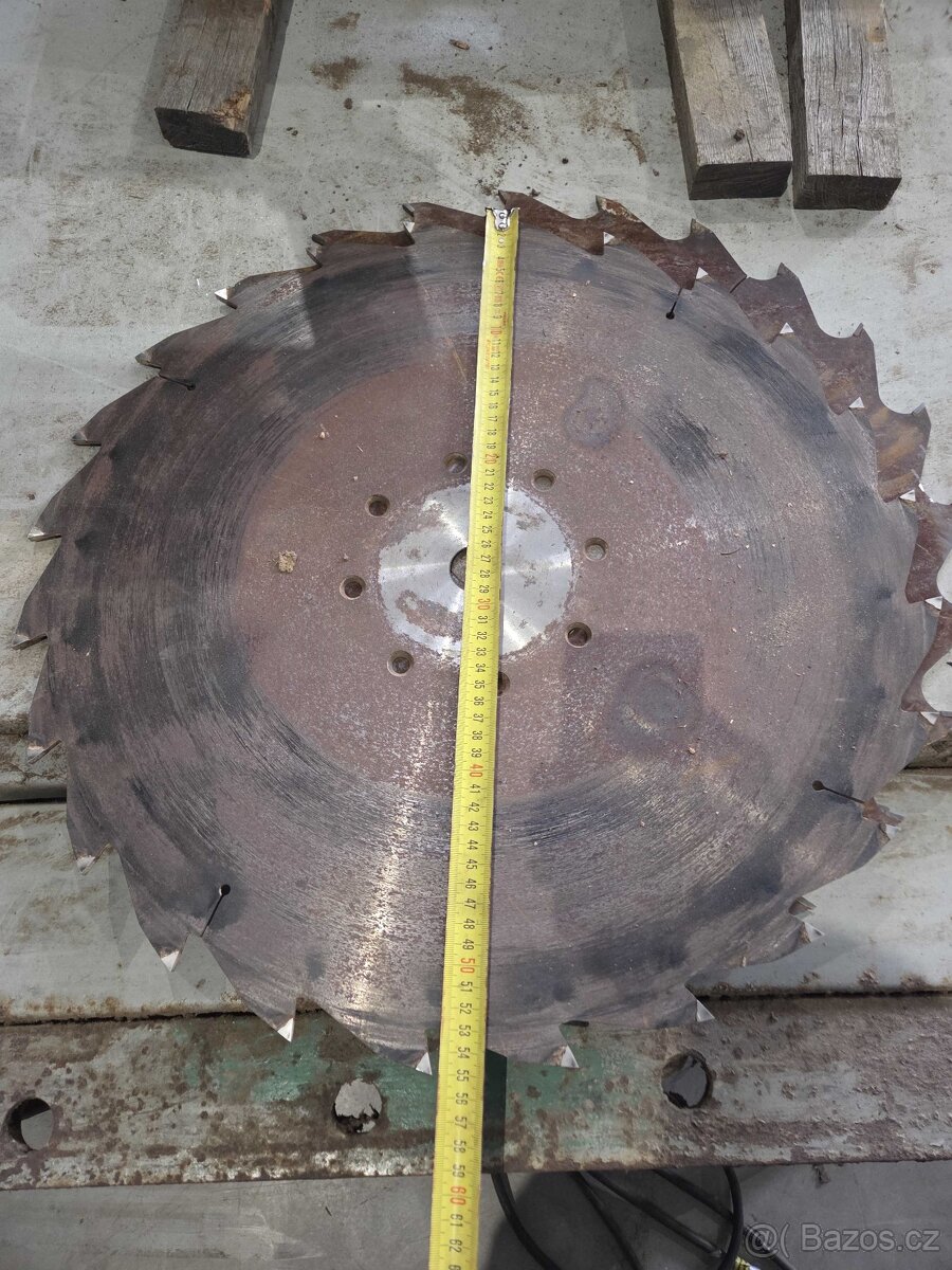 Uhlová píla Gamota WEP UP1000 - 12