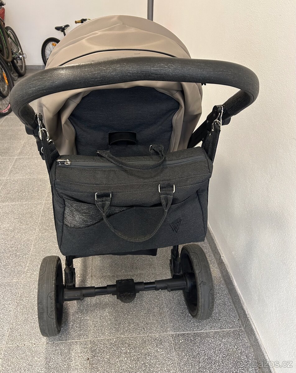 Kočárek Venicci Valdi - 12