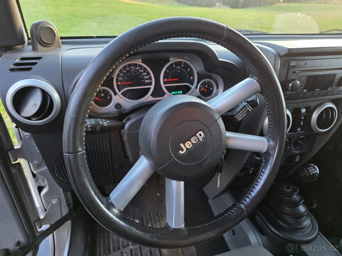 Jeep Wrangler Sahara Unlimited 2.8crd - 12