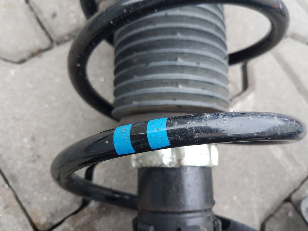 Přední tlumič, pružina Octavia III 5Q0413023GJ - 12