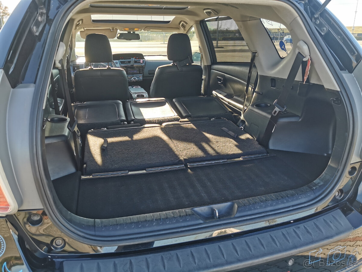 Toyota Prius Plus 7 míst nový model, hybrid 1,8 100kw 2015 - 12