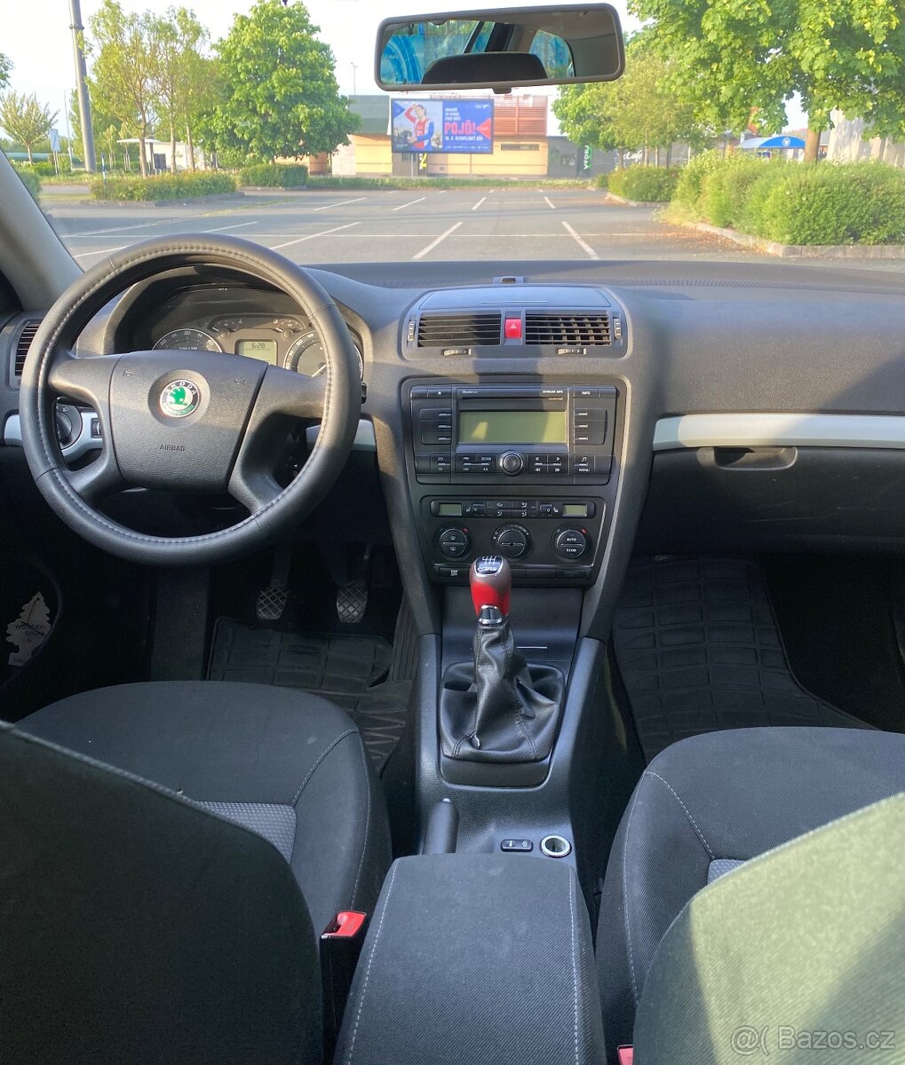 🚗 Pronájem úsporných a spolehlivých aut – pro každou přílež - 12