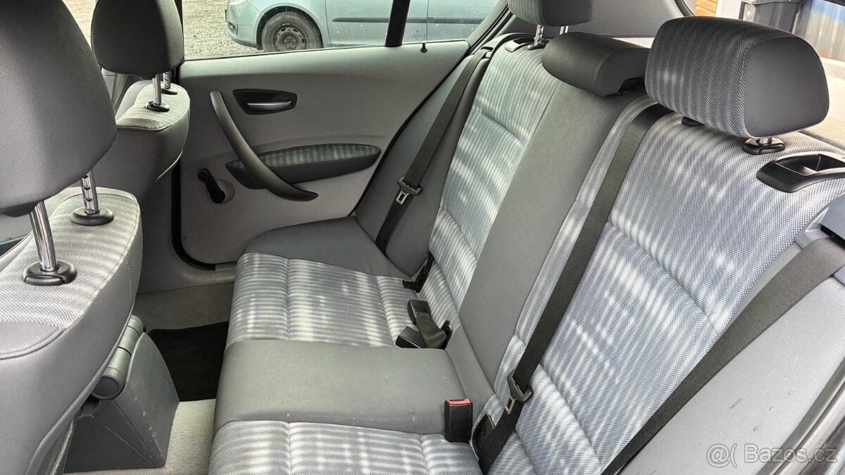 BMW 116i (E87) 1.6 85 kW - 12