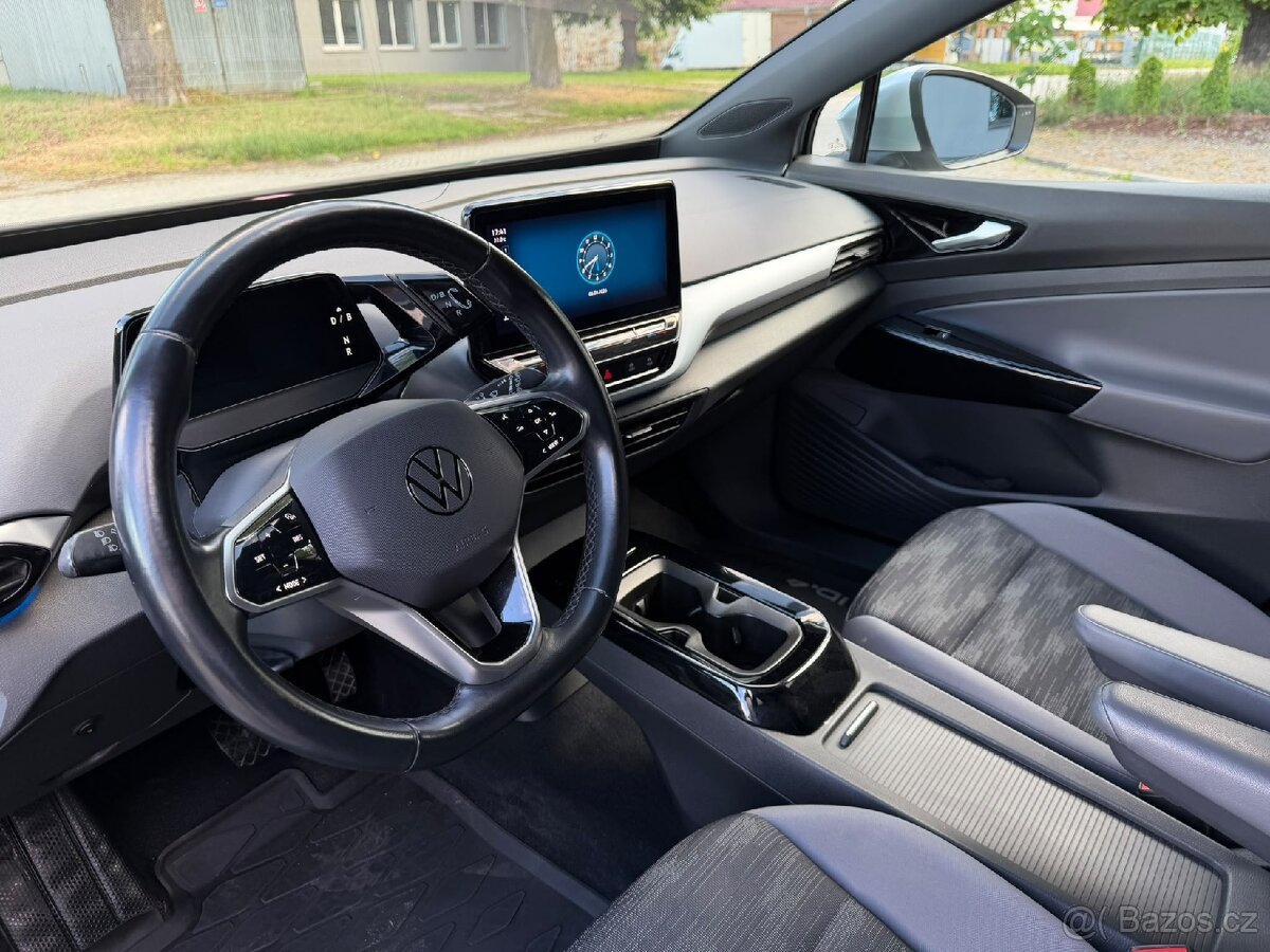 Volkswagen ID.4 PRO 150 KW
- 12