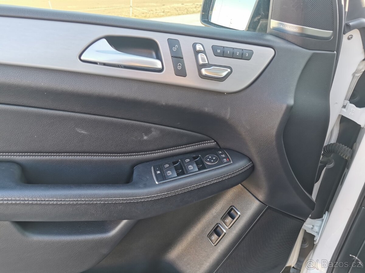 Mercedes-Benz GLE SUV 500 e 4matic A/T - 12
