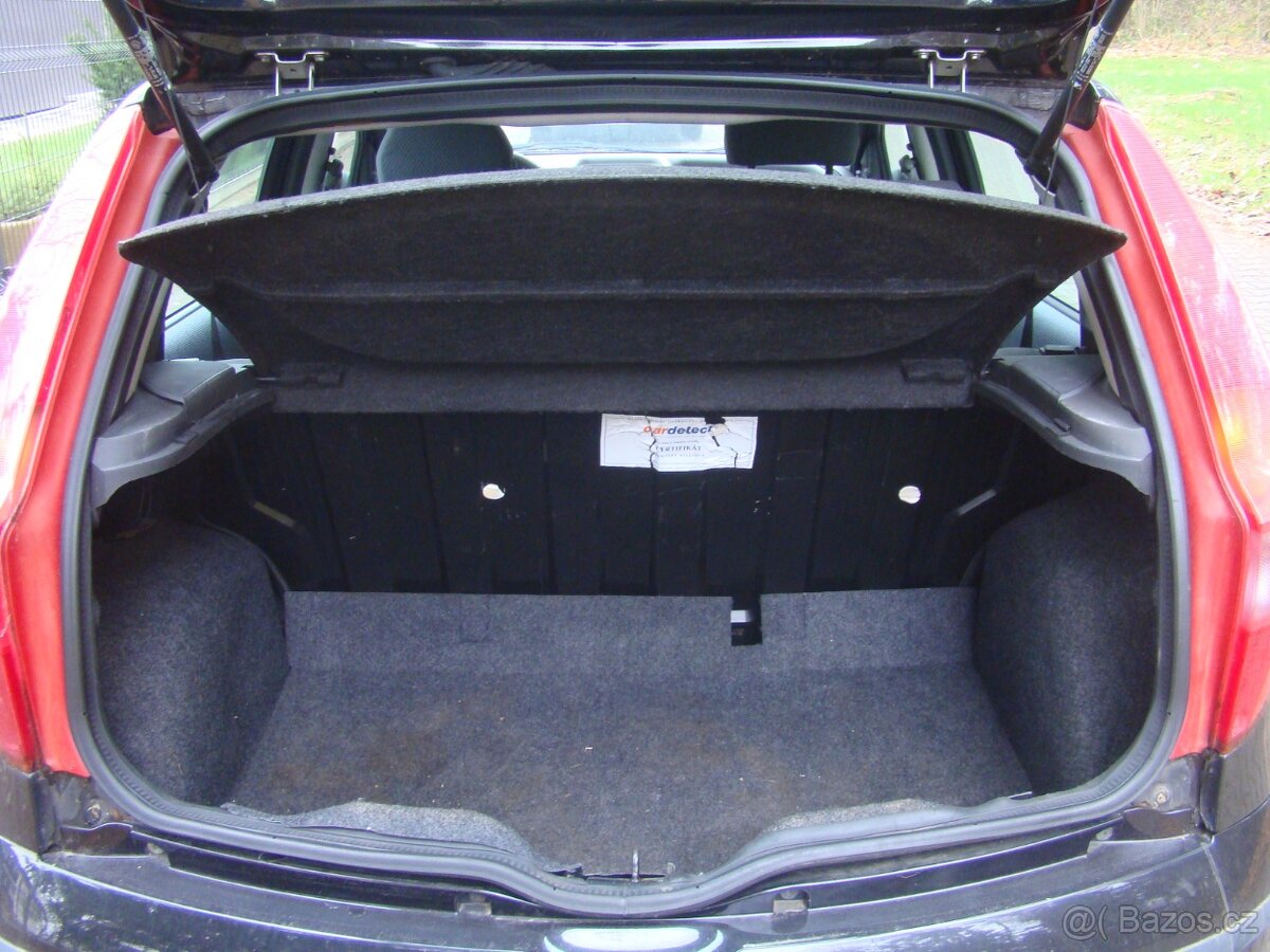 Fiat Punto 1.3 8V - 12