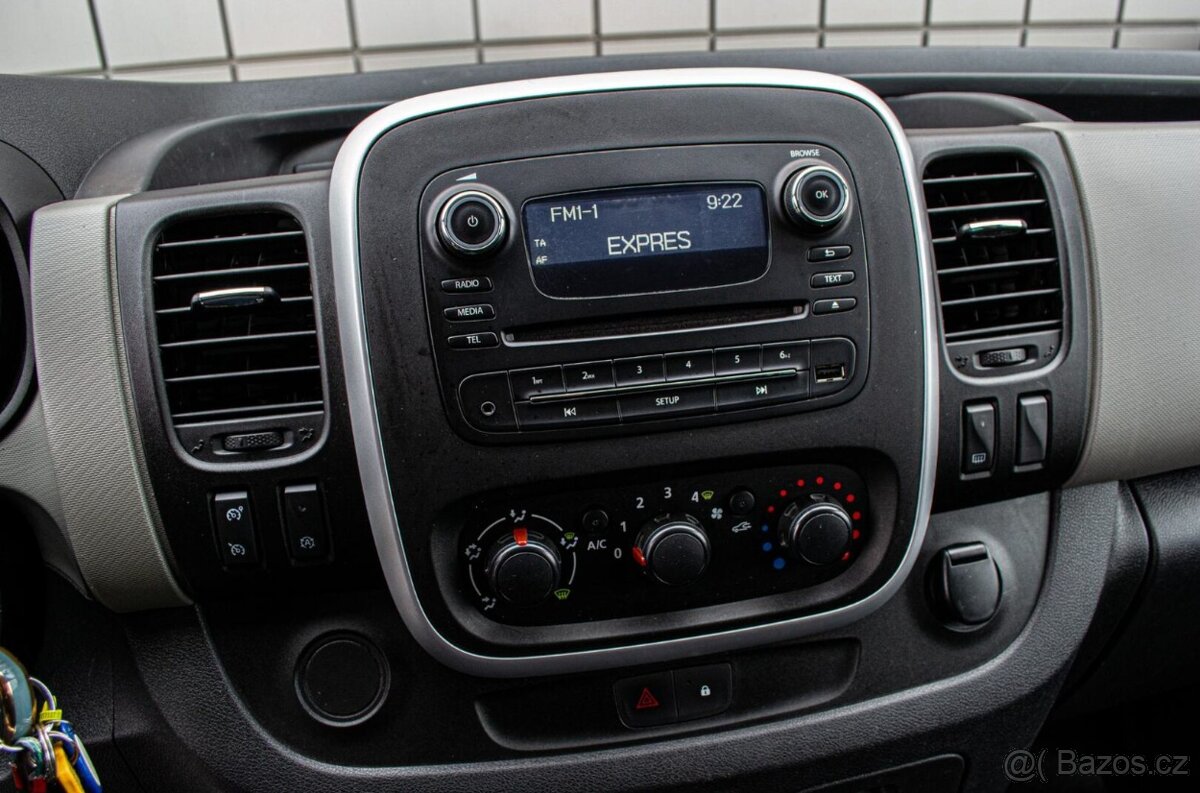 Renault Trafic 1.6 dCi 107kW 9-miest - 12