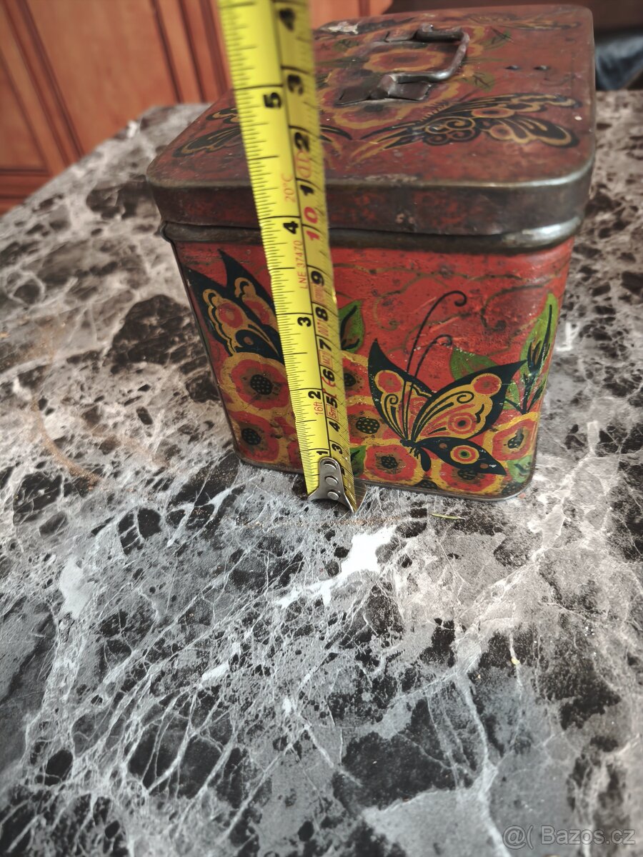 Starožitná plechovka. - 12