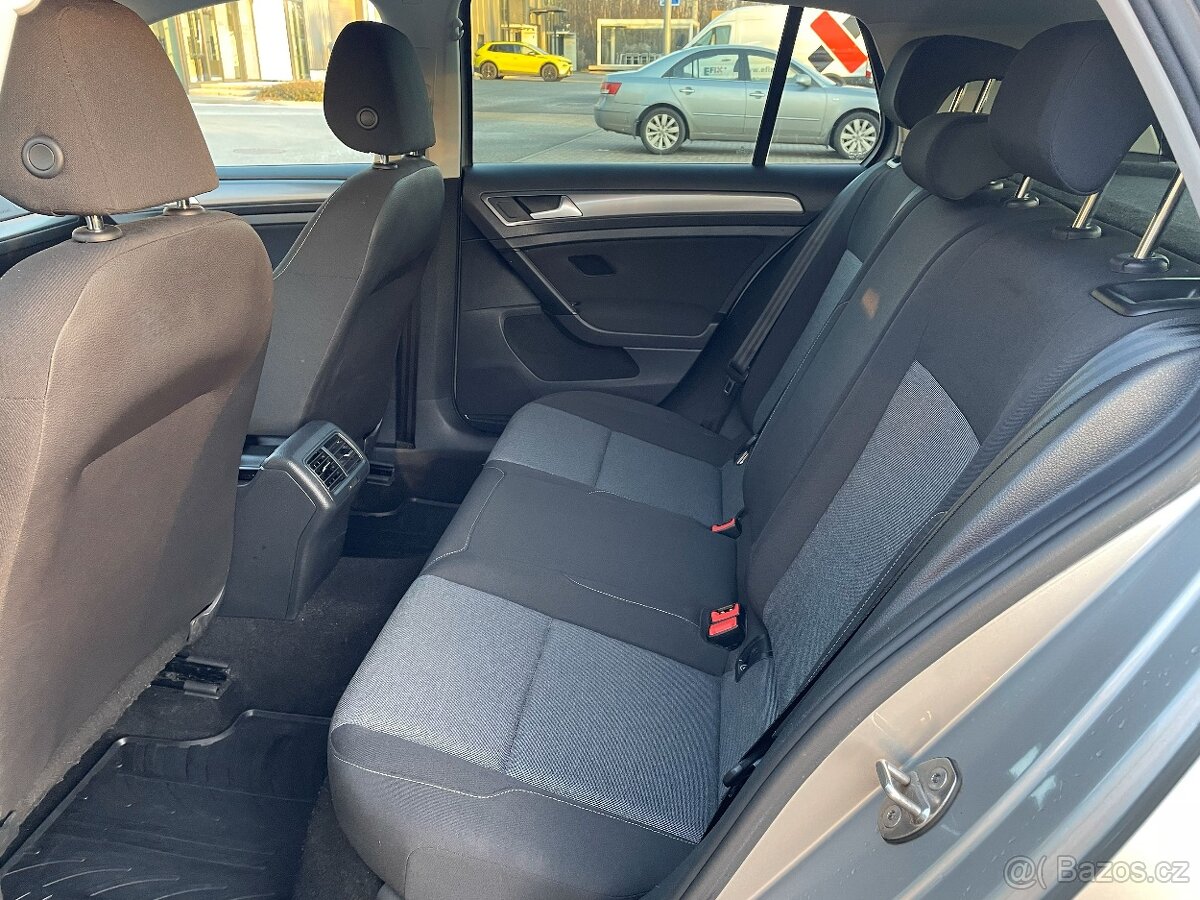 Volkswagen Golf 1.4 TSI 92 kw Benzin Hezký udržovaný - 12