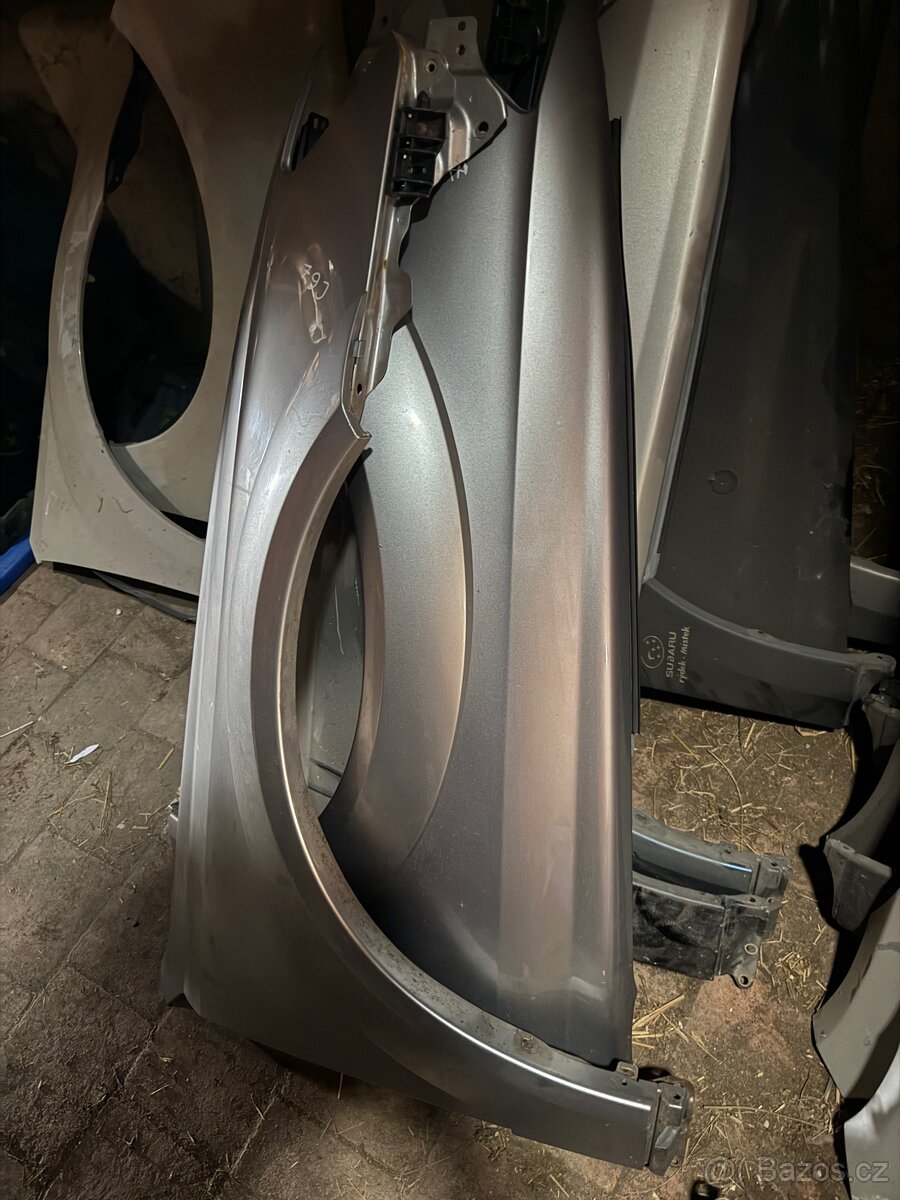 Subaru blatníky - 12