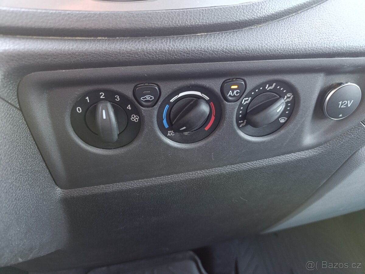 Ford Transit valník 7mist - 12