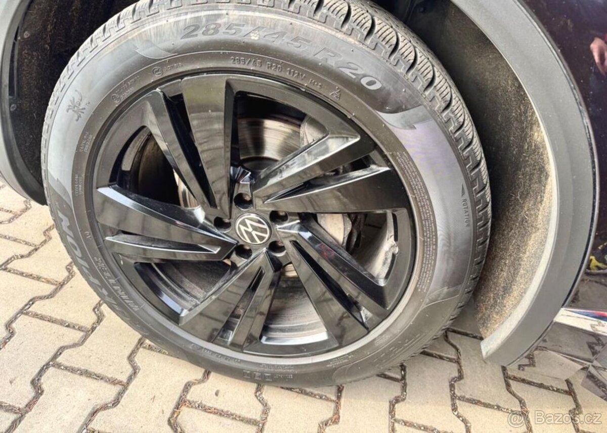 Volkswagen Touareg, 3,0TDi/V6 /210Kw DPH ,fullLED - 12