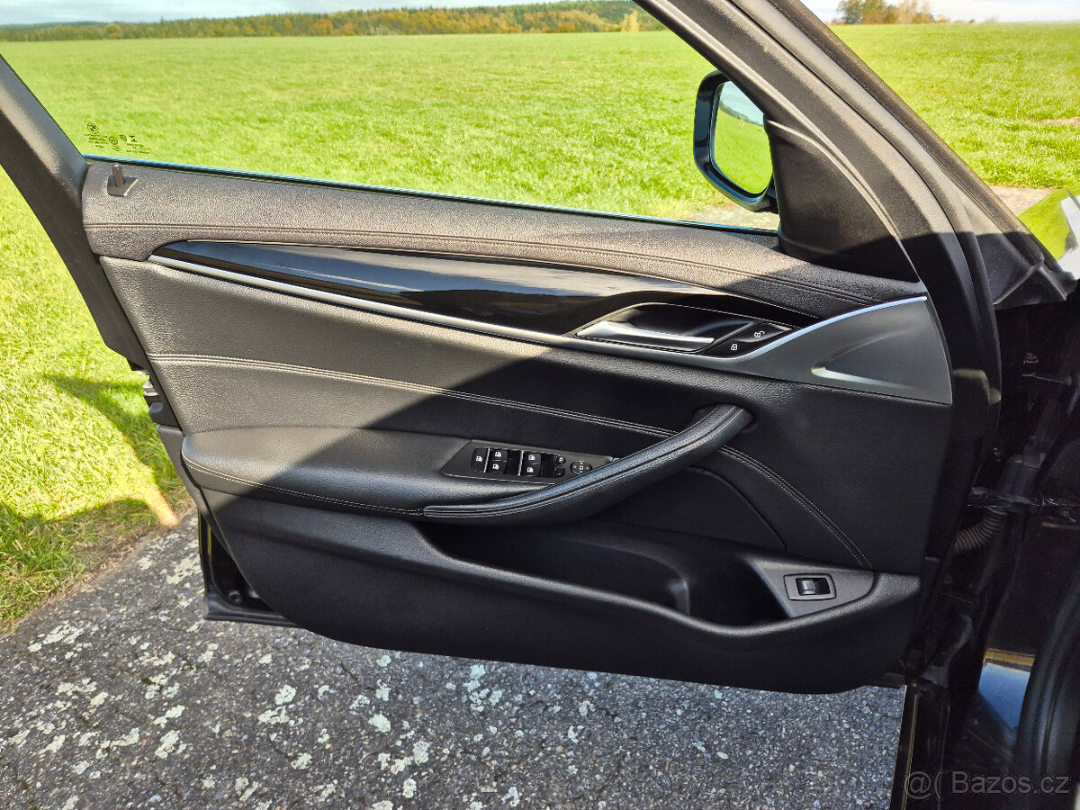 BMW Řada 5 520d xDrive Tažné DPH - 12