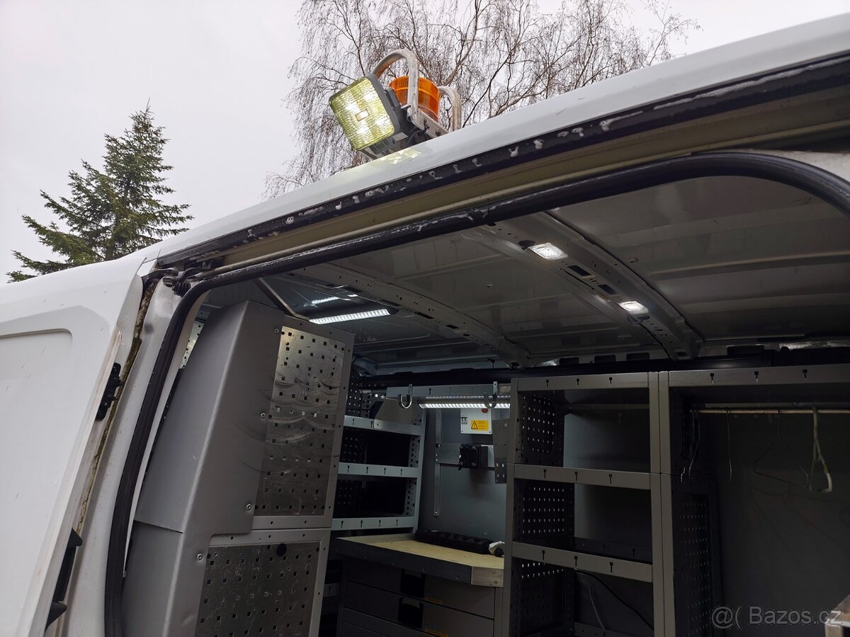 FORD TRANSIT Pojízdná dílna - servisní vůz - 12