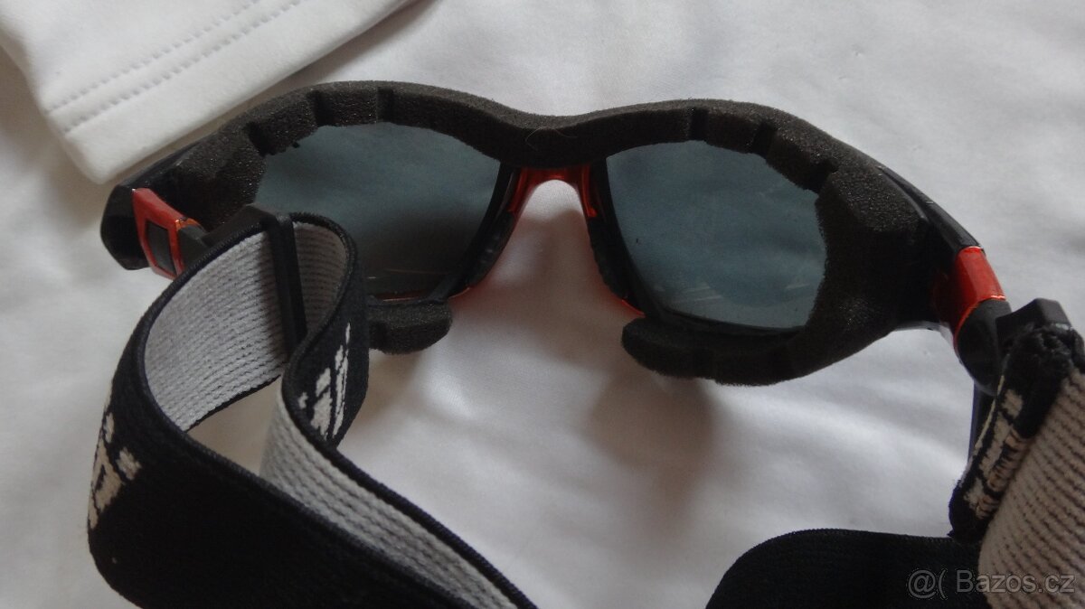 Oblečení a doplňky na lyže/ snowboard - ceny v textu - 12