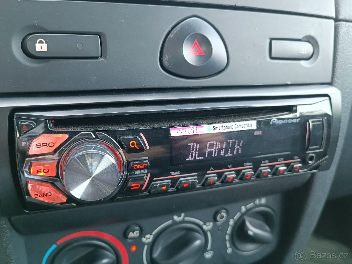 Renault Clio II 1.2 43KW třídveřový - 12