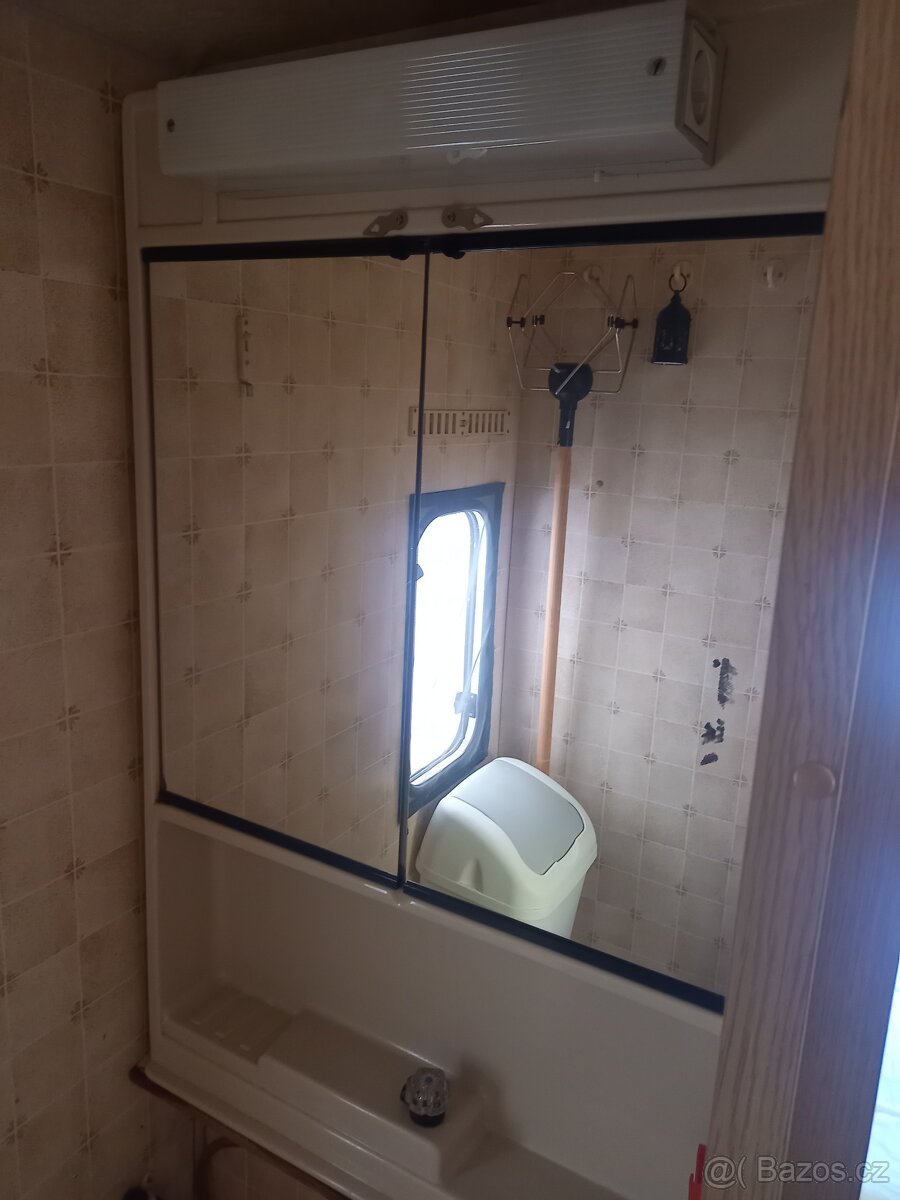 Obytný karavan Kip de luxe - 12