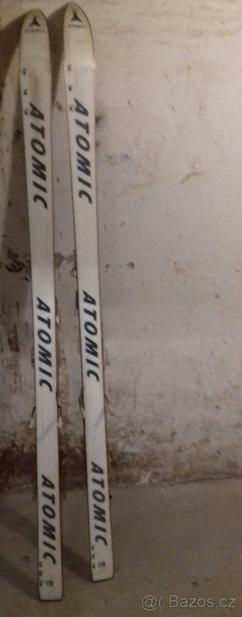 Lyže, sjezdové, sjezdovky, 5 párů, různé - 12
